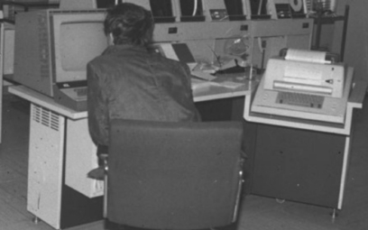 30-let-od-pripojeni-csr-k-internetu_3x