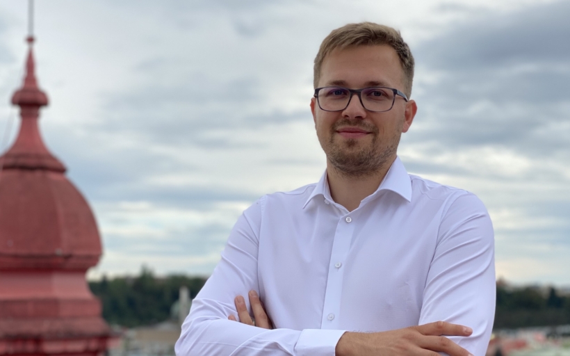 michal-makos-reas-boxed2