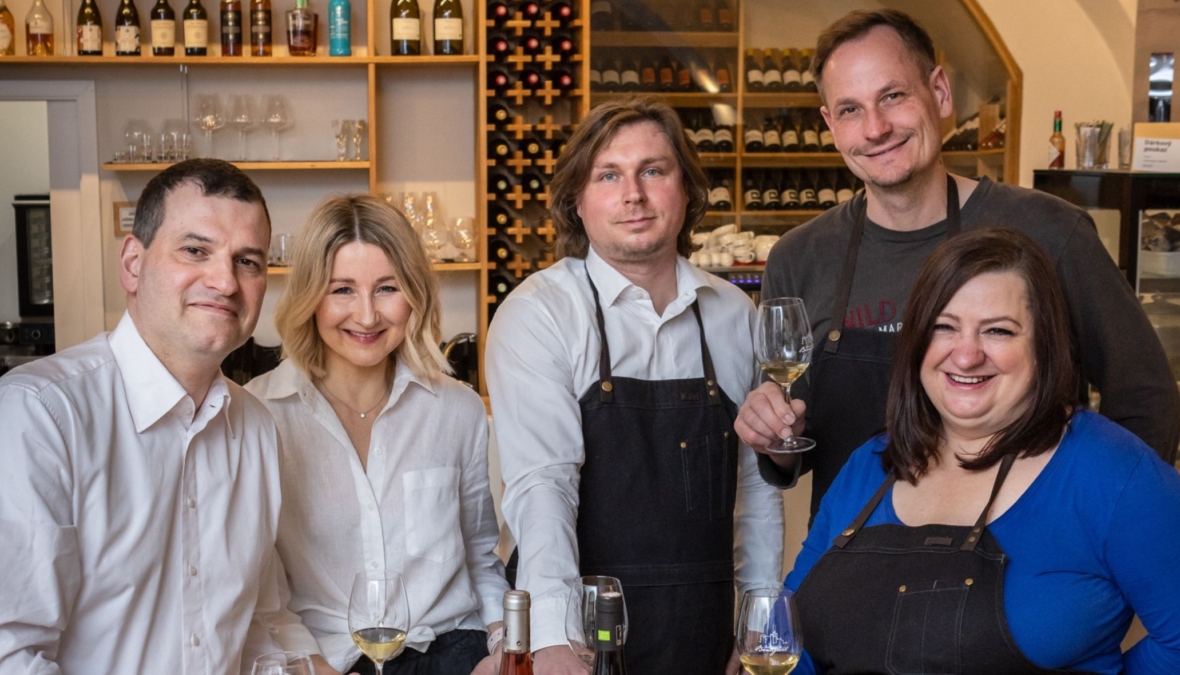 lot-of-wine_mainx