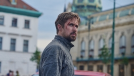 The Gray Man (2022) Ryan Gosling as Six. Cr. Paul Abell/Netflix
