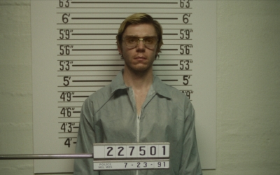 monster-jeffrey-dahmer-netflix-evan-peters