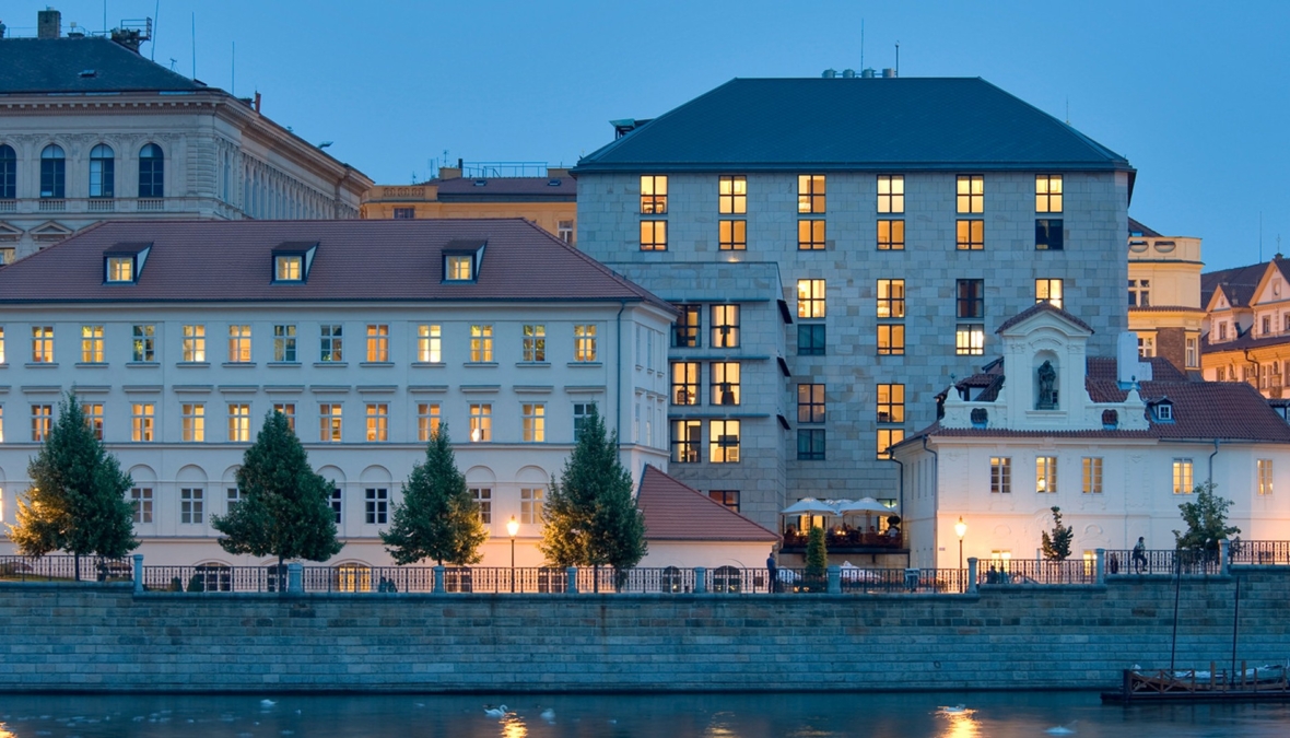 four-seasons prague