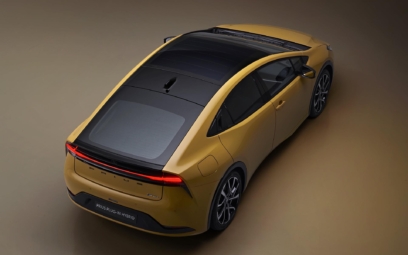 2022_-_prius_plug-in_hybrid_9_3-min