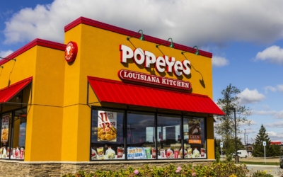 Anderson – Circa October 2016: Popeyes Louisiana Kitchen Fast Food Restaurant. Popeyes is known for its Cajun Style Fried Chicken III