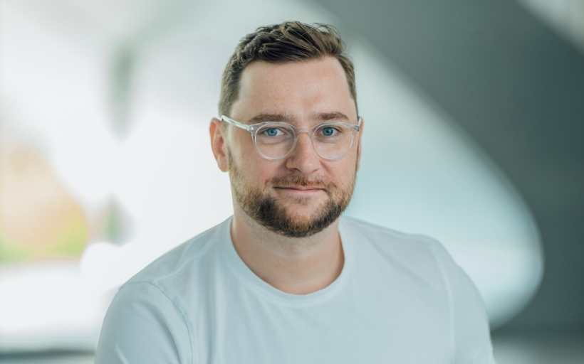 jindrich-benko-kevin-boxed-min