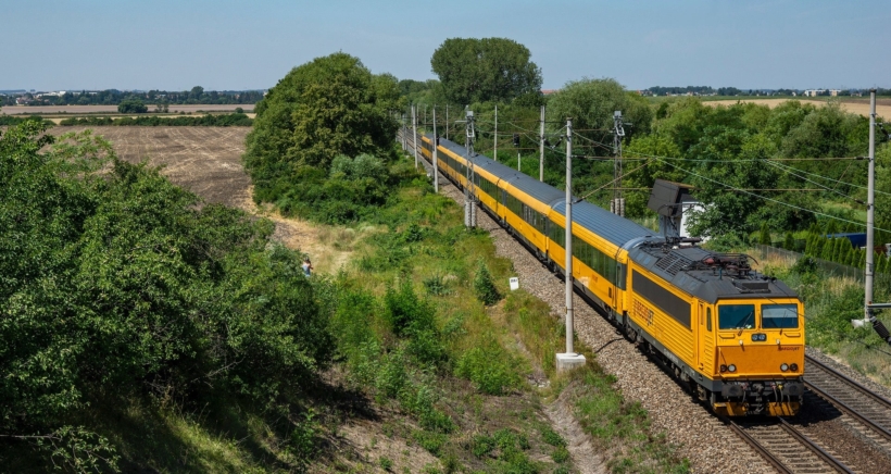 regiojet-vlak-min