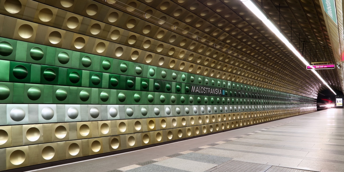 Metro Malostranská