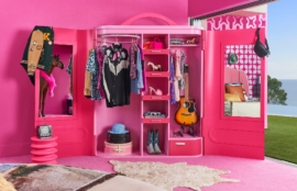 barbie-ken-dreamhouse-airbnb-3