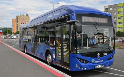vodikovy-autobus2