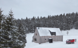 mars-architects-mala-upa-house-boysplaynice-07-min