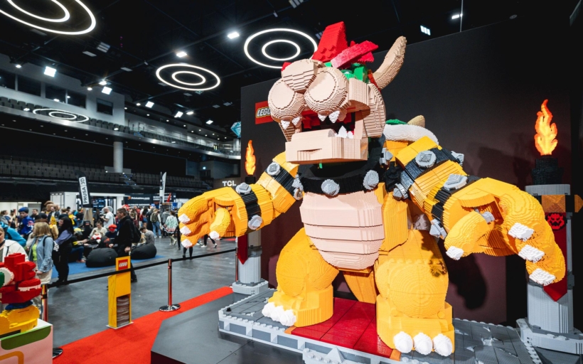 lego-comic-con-bowser-boxed