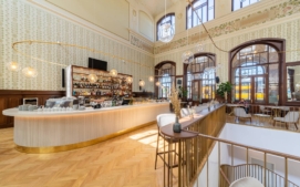 foyer-cafe-2