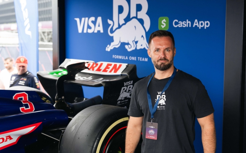 petr-polak-country-manager-visa-min