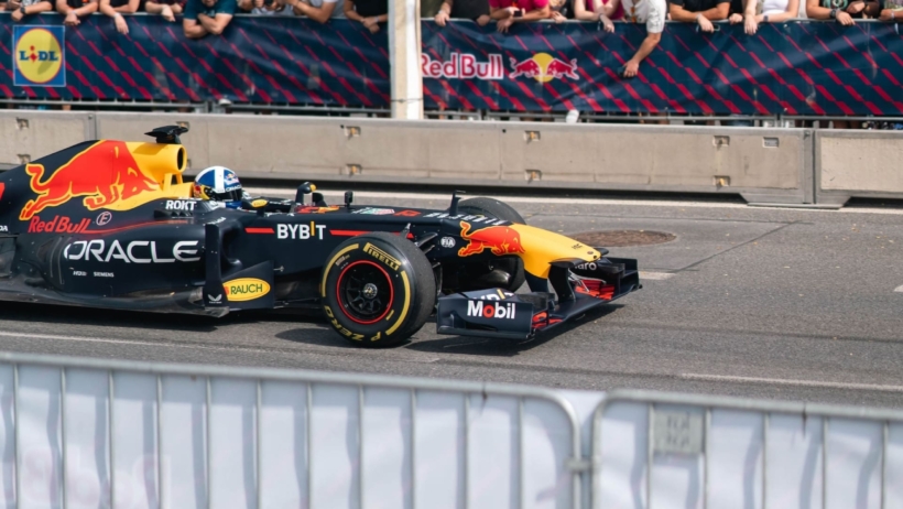 redbull-racing-min