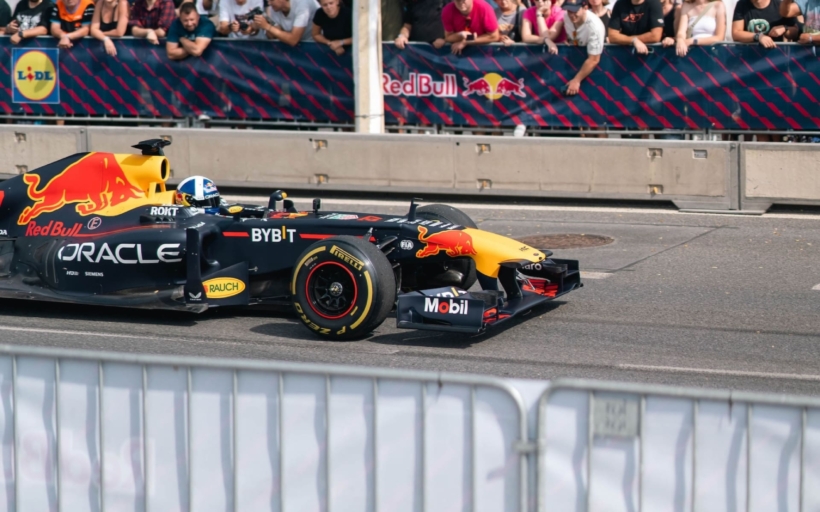 redbull-racing-min