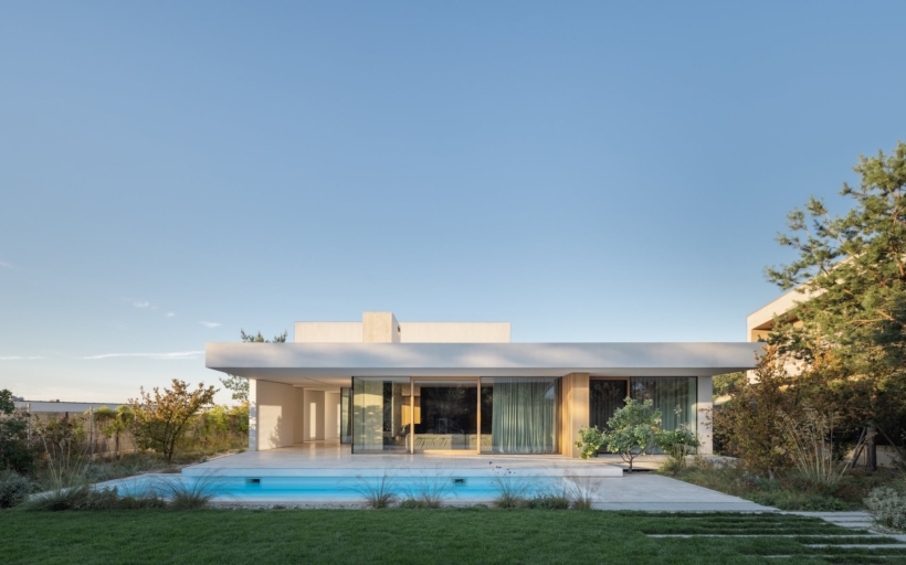 beef-architekti-house-with-gills-matej-hakar-06-min