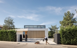 beef-architekti-house-with-gills-matej-hakar-01-min