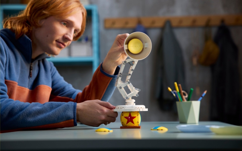 pixar-lego1