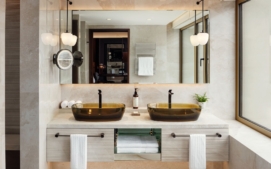 fairmont-golden-prague-bathroom-in-the-room