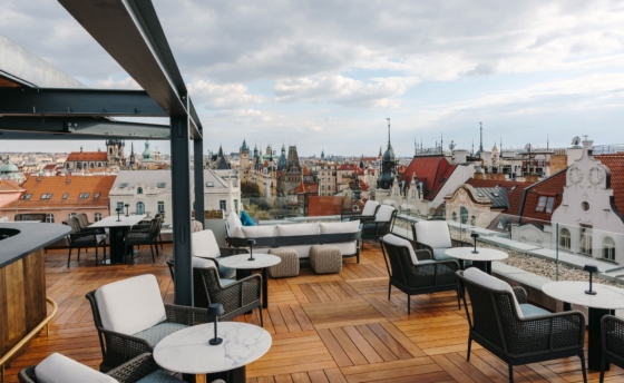 terrace-fairmont-golden-prague-1