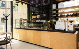 zrno-zrnko-a-botticelli-cafe-3