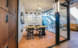 20250509-080357_0128-prochazka-partners-mews-min