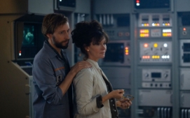 vetrelec-zeme-alien-earth-10