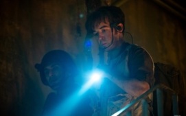 vetrelec-zeme-alien-earth-09