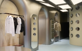 vespa-the-empty-space-4