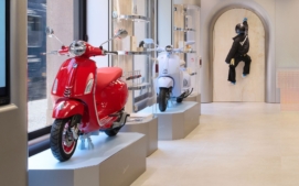 vespa-the-empty-space-6