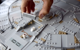 lego-star-trek-enterprise-04