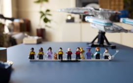 lego-star-trek-enterprise-08