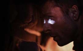 Glen Powell stars in Paramount Pictures‘ „THE RUNNING MAN.“