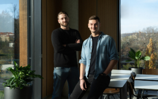 stehuju-cz-huserek-guth