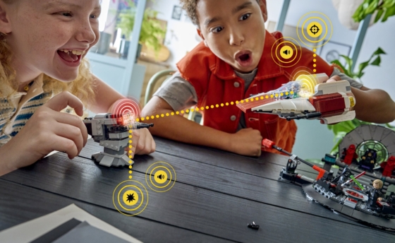 lego-smart-brick-play-star-wars-10