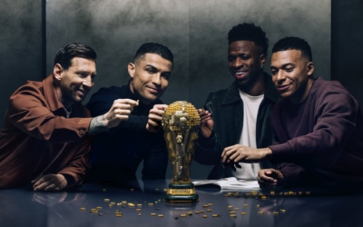 messi-ronaldo-vinicius-mbappe-lego