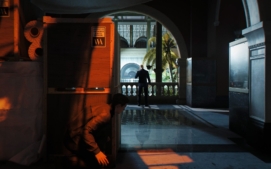 james-bond-007-first-light-06