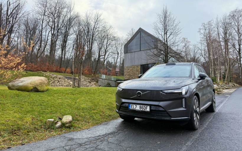 volvo-ex90-1