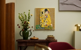 lego-gustav-klimt-polibek-obraz-04