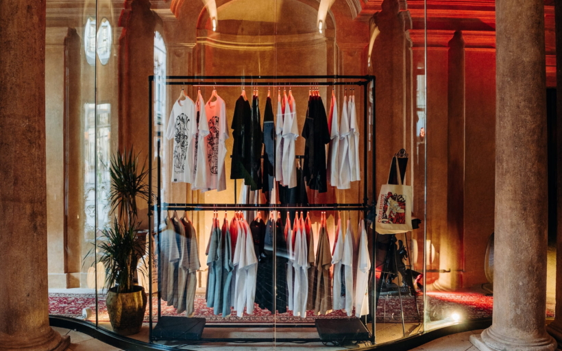 mucha-store1