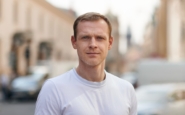 marek-sacha2